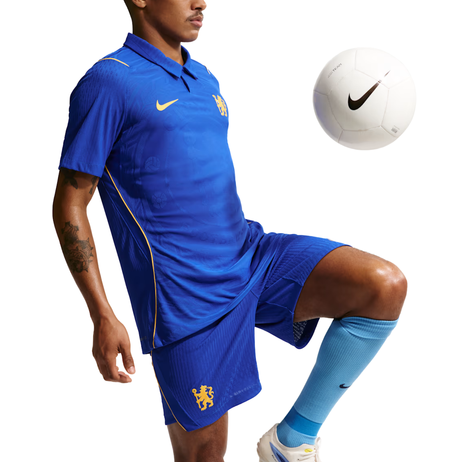 Nike Mens Chelsea FC Match Authentic Home Jersey 26/27 (Bright Blue/Gold)