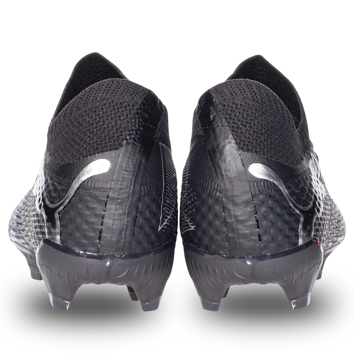 Puma Future 7 Ultimate FG/AG Soccer Cleats (Puma Black/Puma Silver)