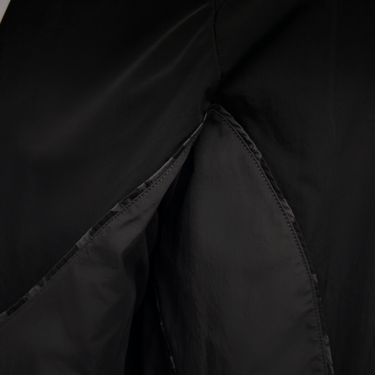 Puma BVB 25/26 KidSuper Reversible Jacket (Puma Black/Faster Yellow)