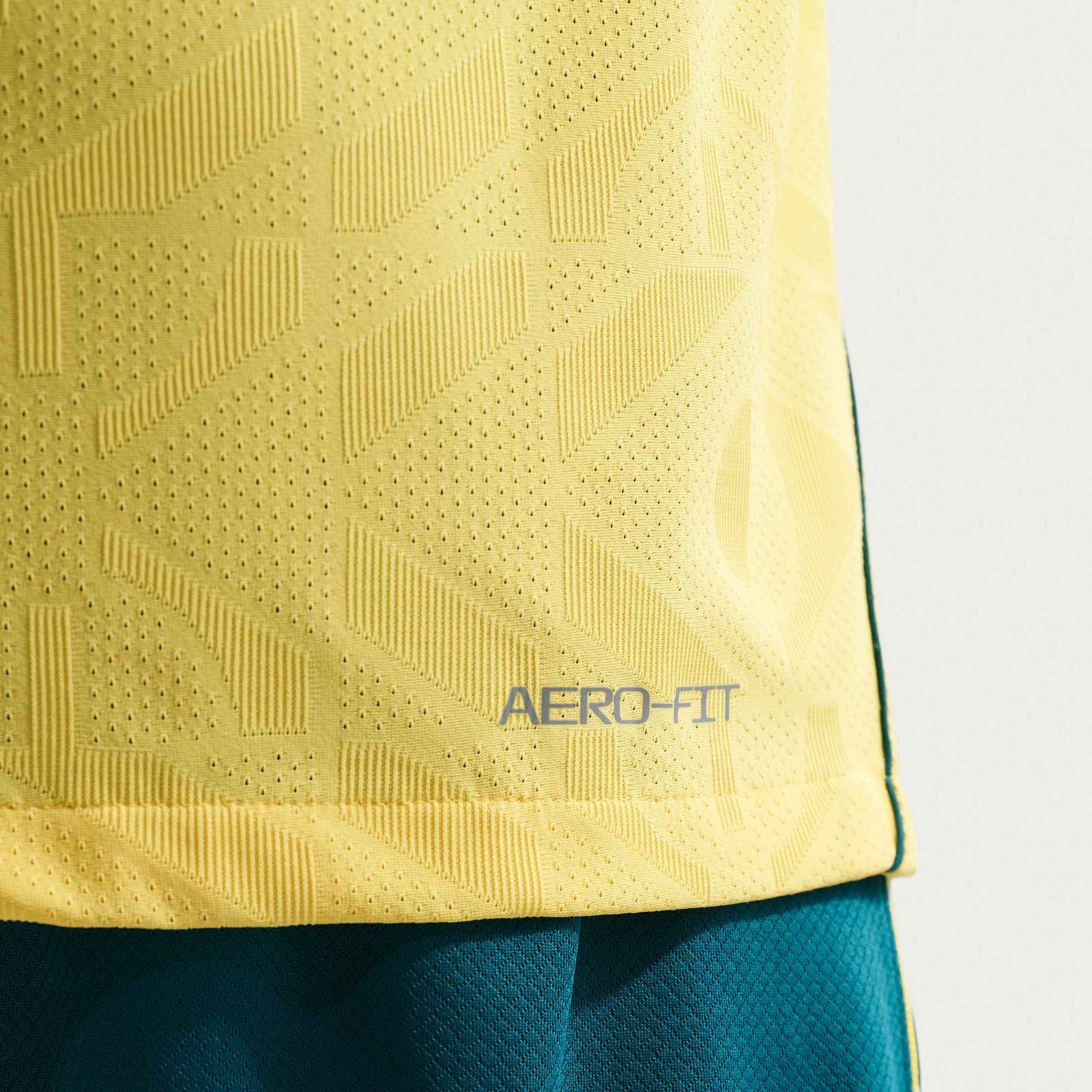 Nike Men's 26 Luiz Henrique Match Authentic Home Jersey 2026 (Yellow/Teal)