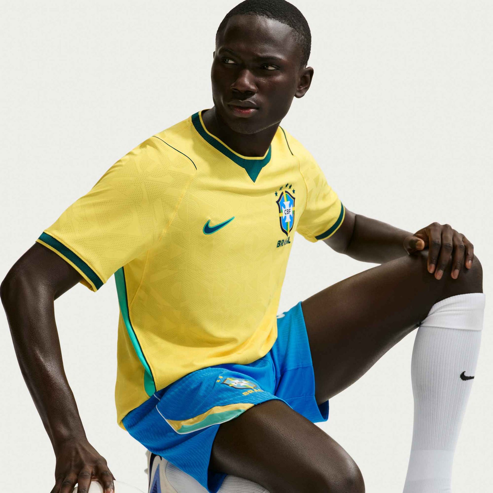 Nike Men's 26 Luiz Henrique Match Authentic Home Jersey 2026 (Yellow/Teal)