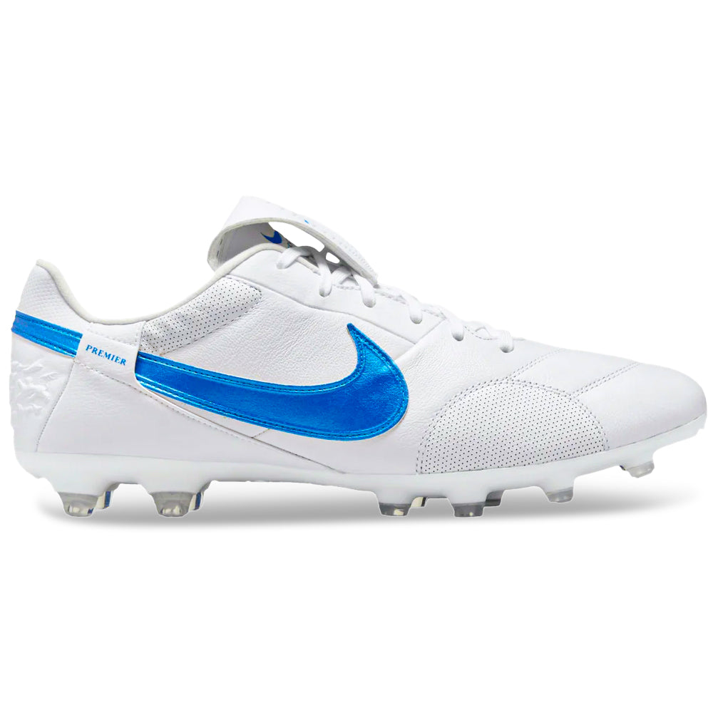 Purple and fashion white nike soccer cleats