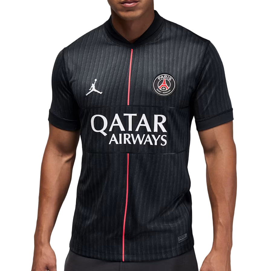 Nike Men&#39;s Paris Saint Germain x Jordan PSG 4th Jersey 25/26 (Off Noir/Black/Pearl Pink)