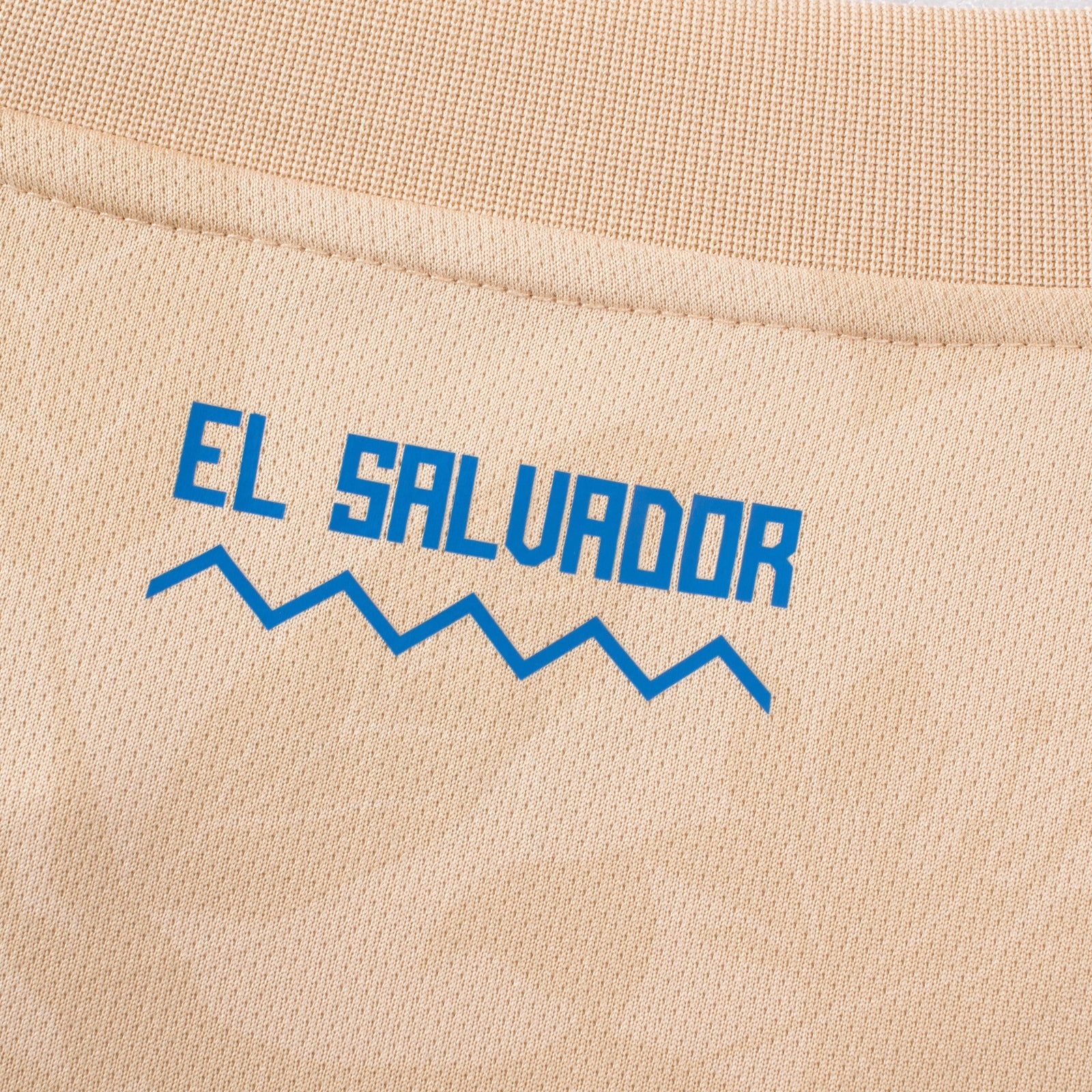 Umbro EL Salvador 25/26 Pre Match Jersey (Tan)