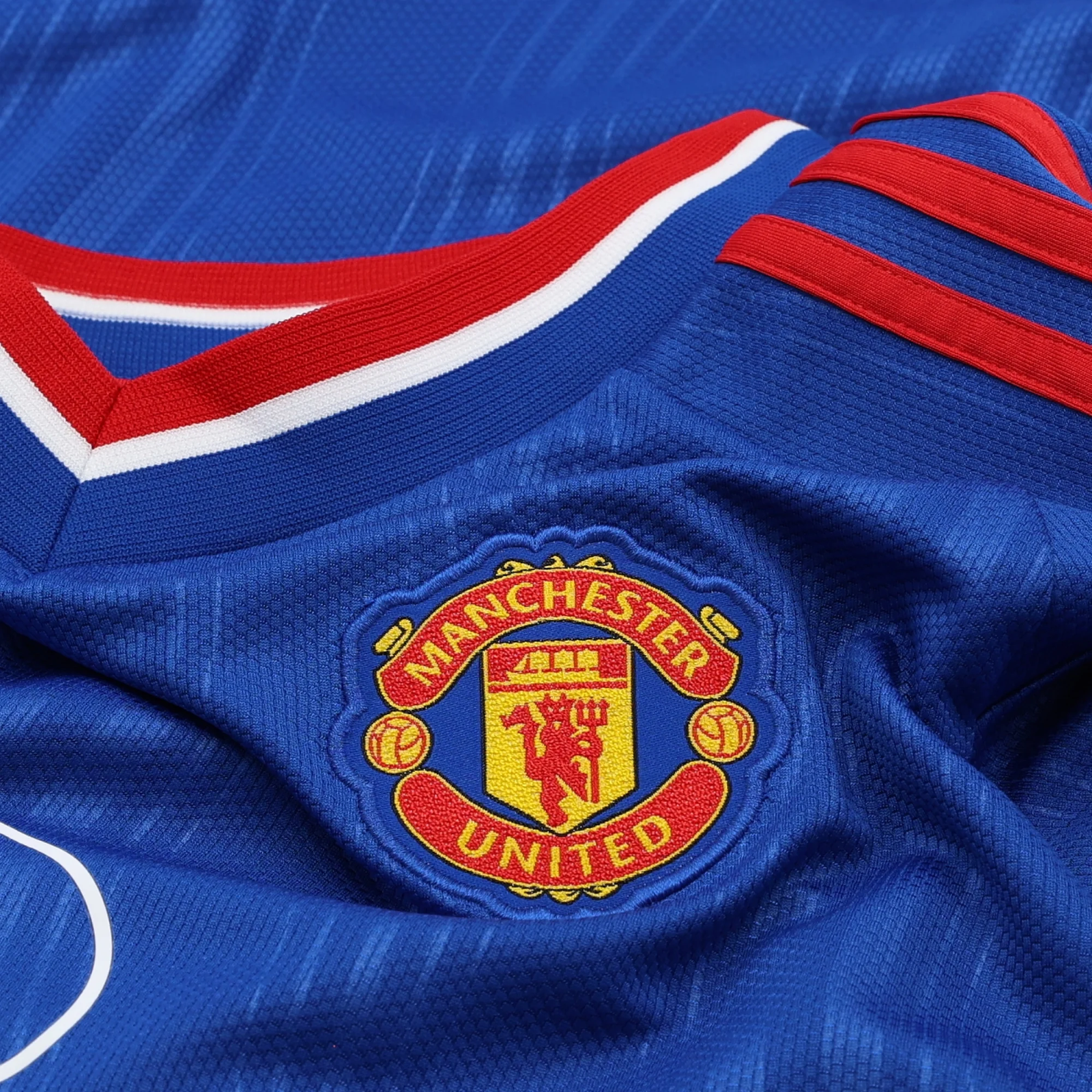 adidas Women’s Manchester United Away Jersey 26/27 (Royal/Red)