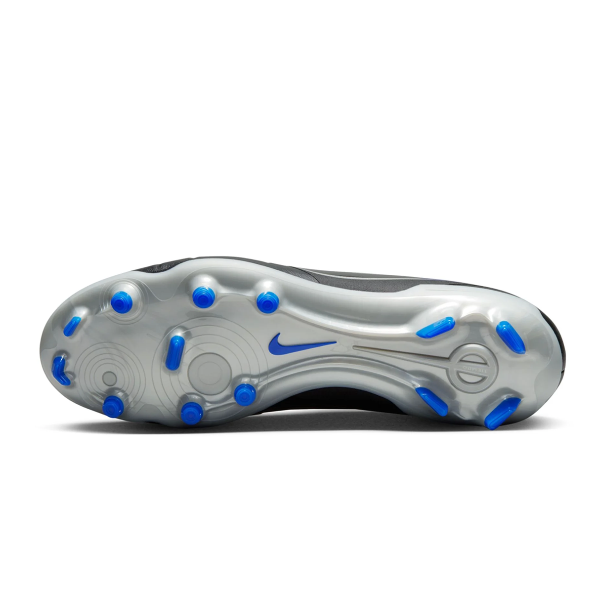 Chrome top soccer cleats