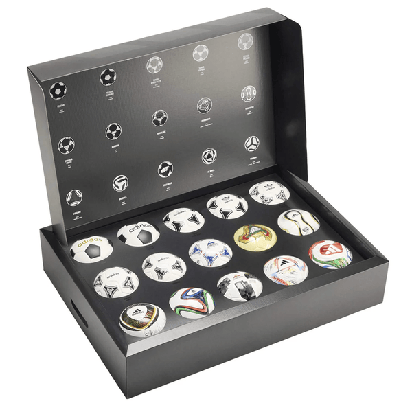adidas フットボールミニボール 6個セット　おまけ付き adidas Collectors Edition FIFA World Cup 2026 Historical Mini Ball Set