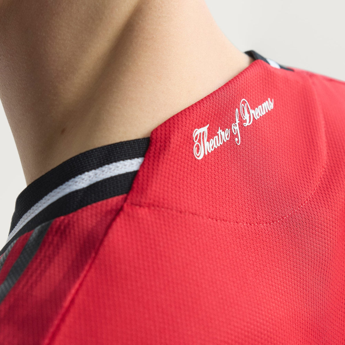 adidas De Ligt Men's Manchester United Authentic Home Jersey 25/26 w/ NRFR + EPL Patch (Red) (Copy) | SoccerWearhouse