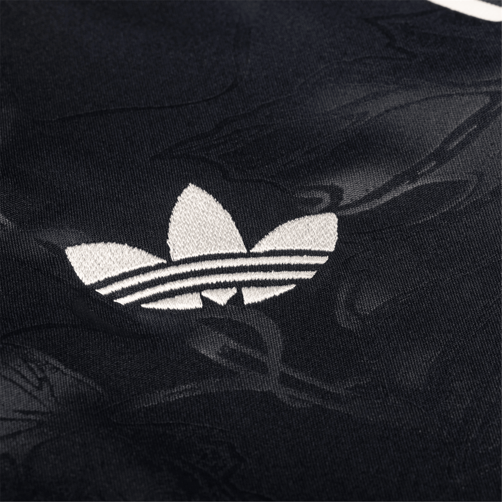 adidas Juventus Dušan Vlahović Third Jersey w/ Serie A Patch 25/26 (Black) | SoccerWearhouse