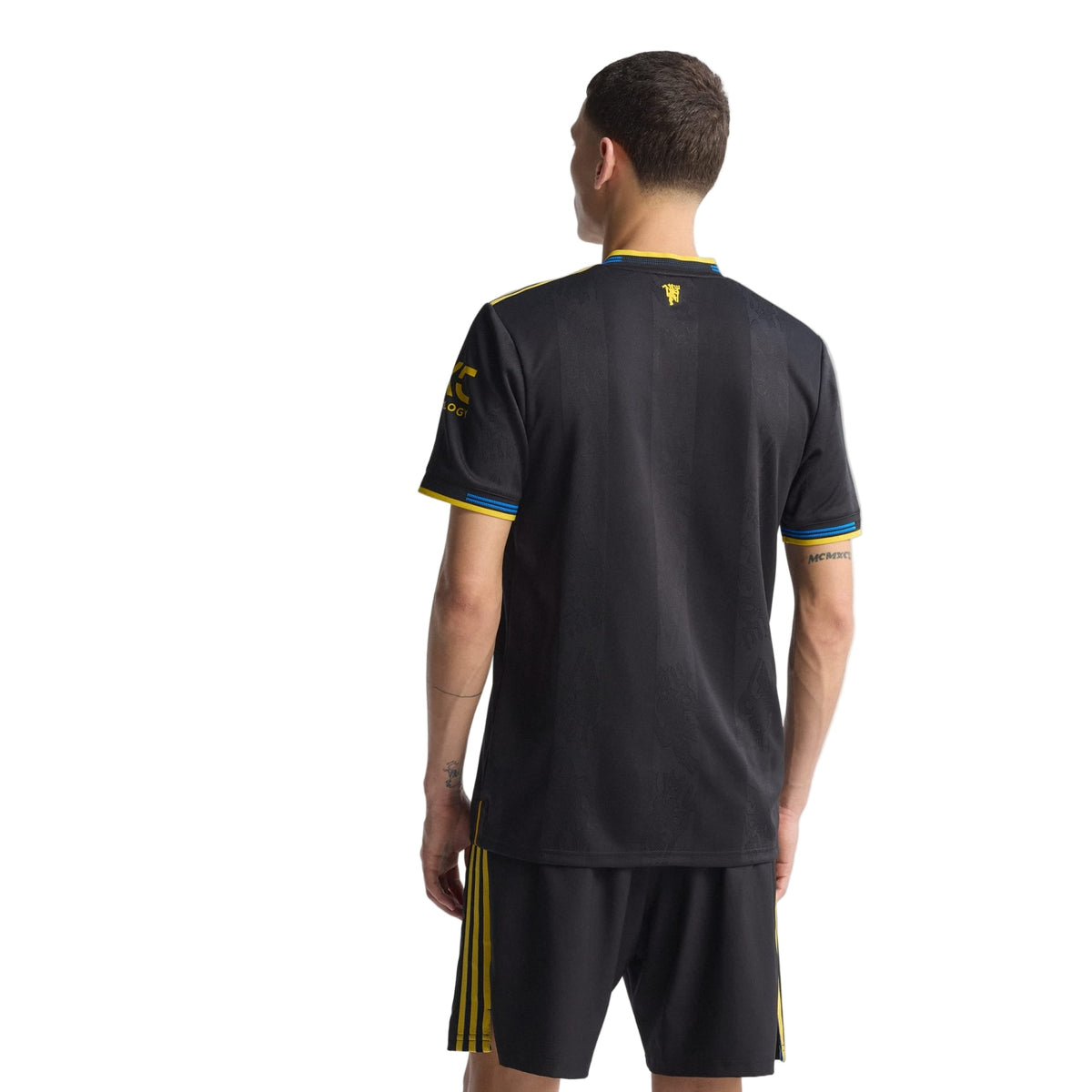 adidas Martinez Men's Manchester United Authentic Third Jersey 25/26 w/ NRFR + EPL Patches (Black) | SoccerWearhouse