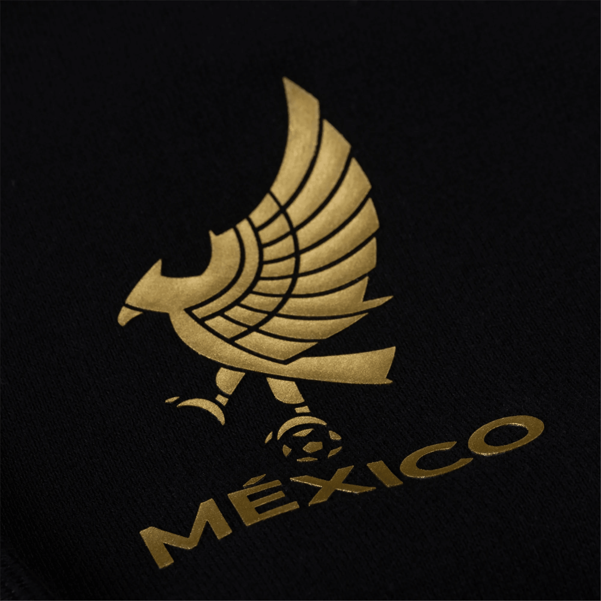 adidas ゴールドロゴパーカー Adidas Mexico 2025 Gold DNA Hoodie - SoccerWorld