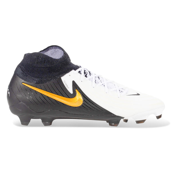nike soccer shoes price