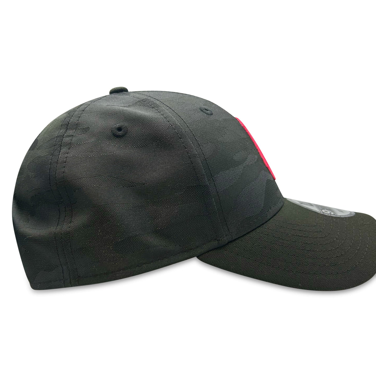 New Era Atlas 9FORTY Adjustable Hat (Black Camo/Pink) | SoccerWearhouse