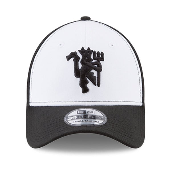 New Era Manchester United 3930 Cap (Black/White) | SoccerWearhouse