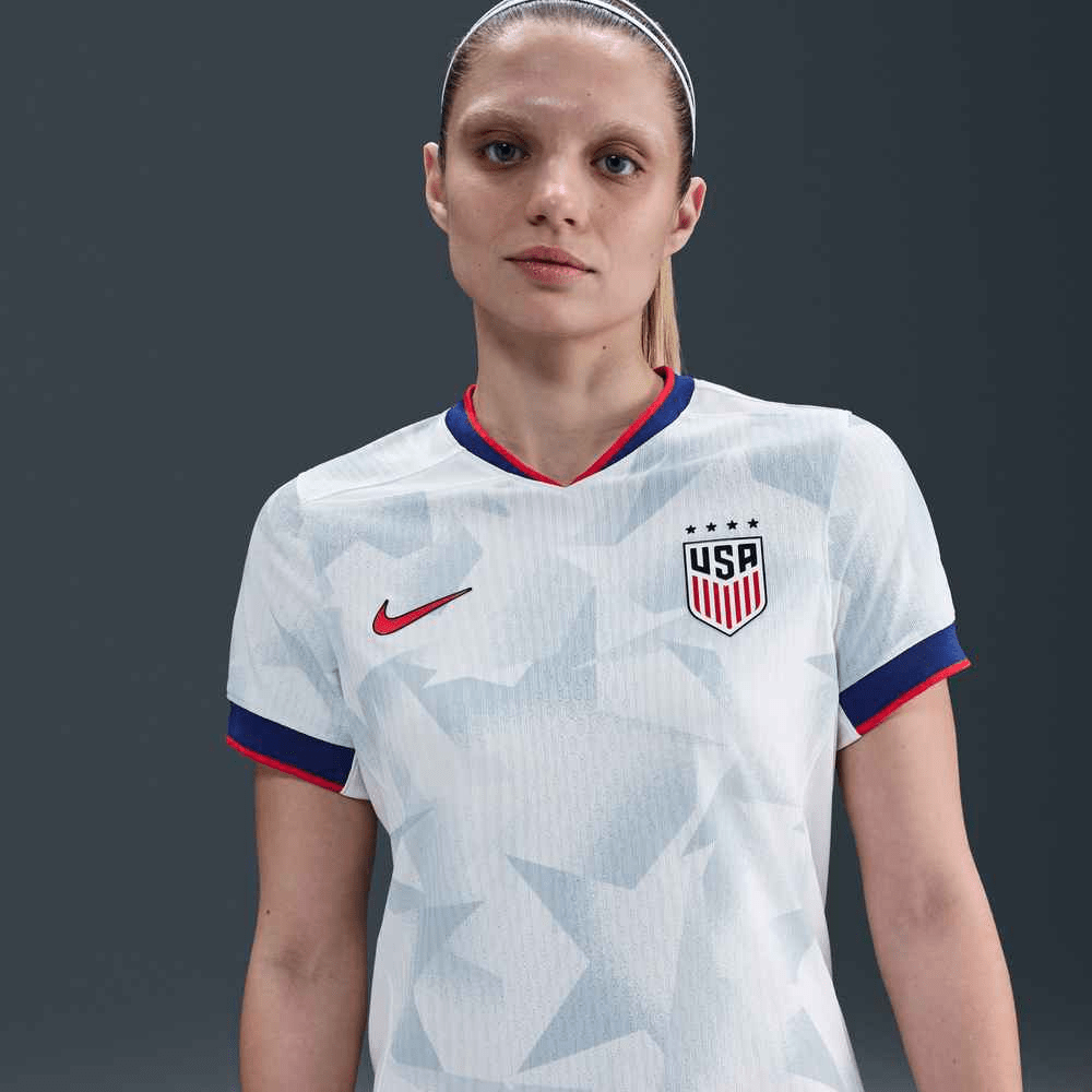 Nike Womens USA 25/26 Home 4 Star Match Authentic Jersey 101 (White/Rush Blue/Challenge Red) | SoccerWearhouse
