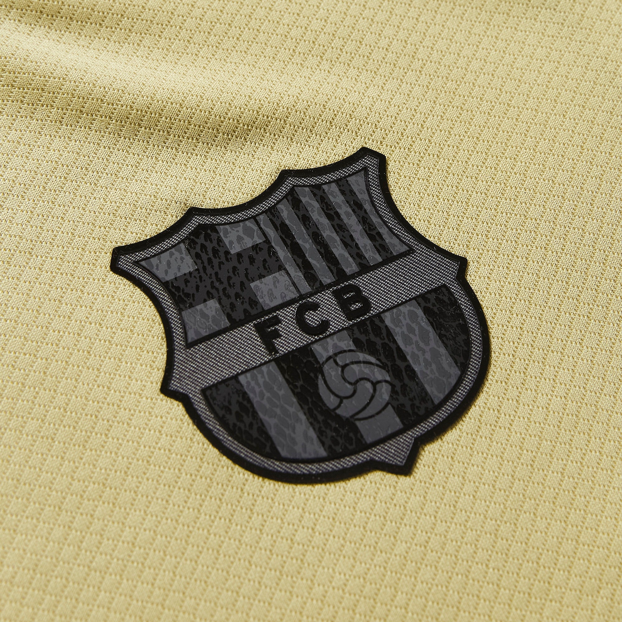 Nike Youth Lamine Yamal FC Barcelona Away Jersey 25/26 (Team Gold/Pers