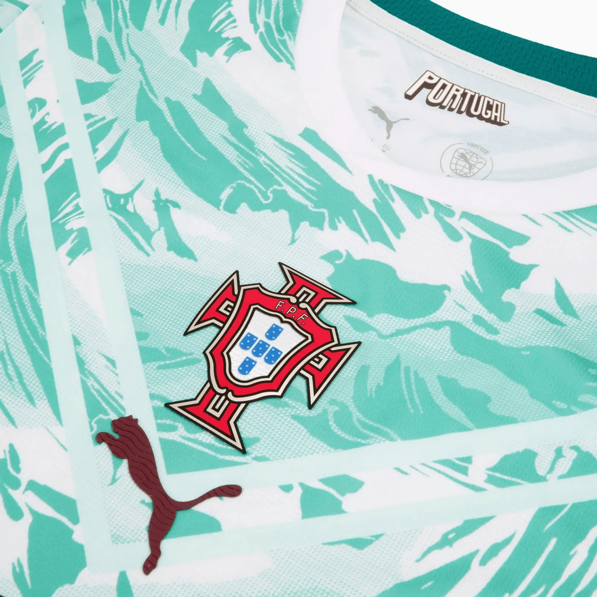 Puma Portugal Cristiano Ronaldo Away Jersey 2026 (Green Lagoon/White)* | SoccerWearhouse