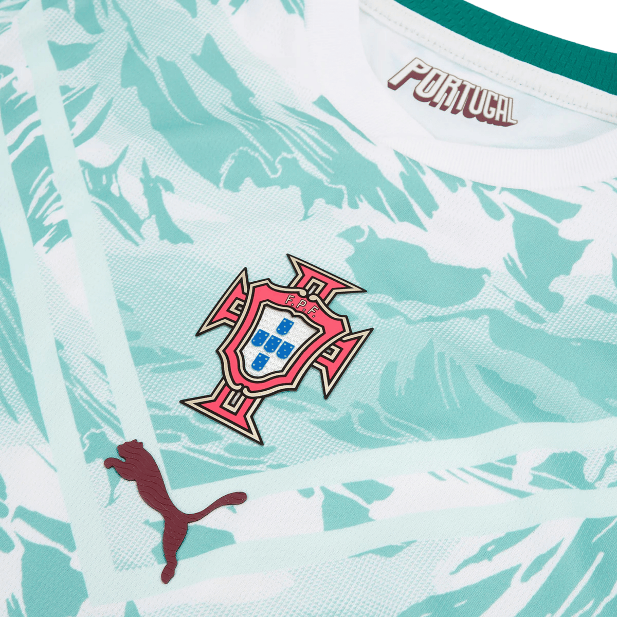 Puma Youth Portugal Cristiano Ronaldo Away Jersey 2026 (Puma White/Green)* | SoccerWearhouse