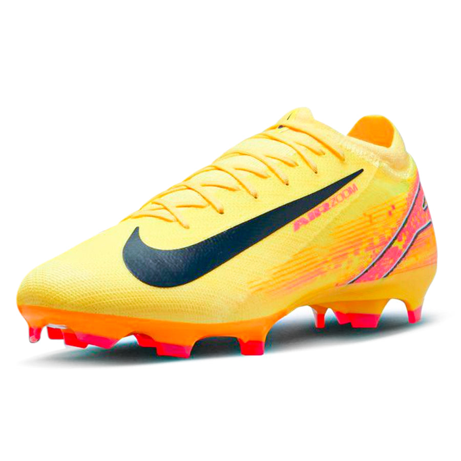 Neon shops orange soccer cleats