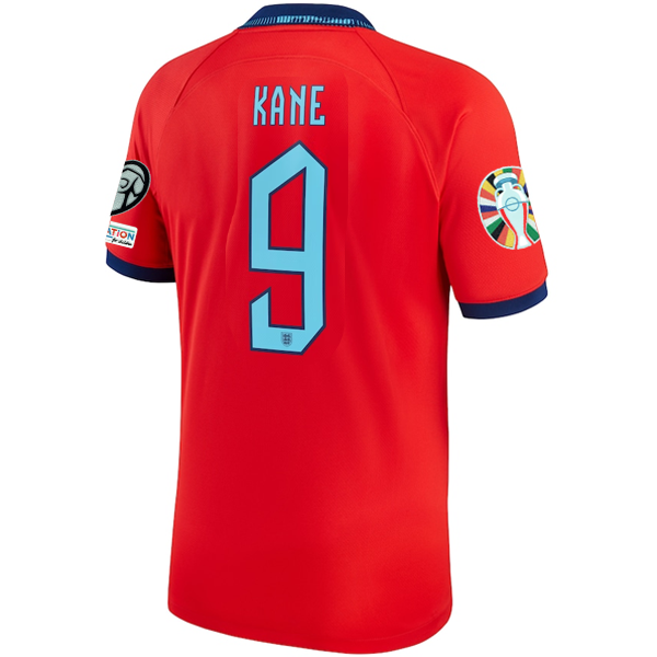 Nike Inglaterra Away Jersey 22/23 con parches de la Copa Mundial 2022 (Challenge Red/Blue Void)