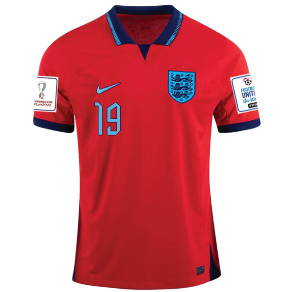 Camiseta Nike Inglaterra Mason Mount Away 22/23 con parches de la Copa Mundial 2022 (Challenge Red/Blue Void)