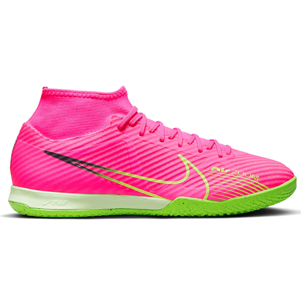 Nike pink discount soccer cleats
