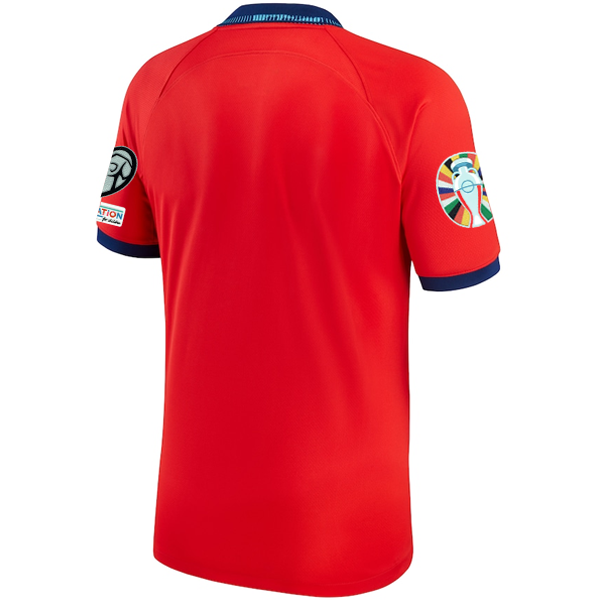 Nike Inglaterra Away Jersey 22/23 con parches de la Copa Mundial 2022 (Challenge Red/Blue Void)