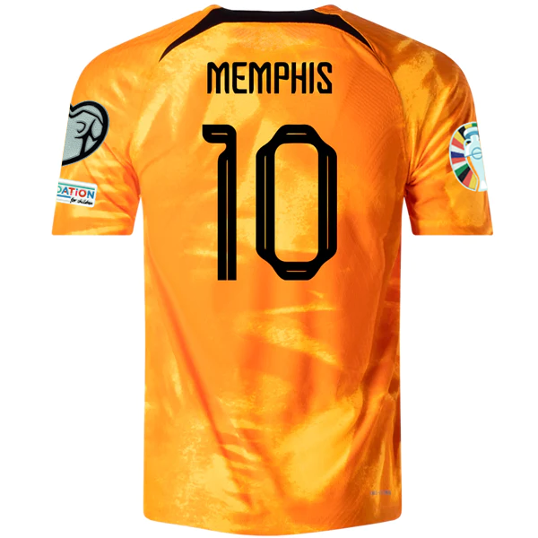 Ney and Memphis Depay  Football outfits, Memphis depay