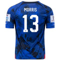 Nike Estados Unidos Morris Away Jersey 22/23 con parches de la Copa Mundial 2022 (Azul brillante/Blanco)
