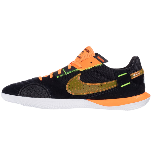 Nike orange 2025 label gato